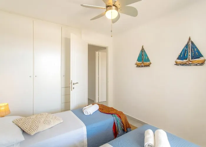 - 3br Cycladic House - White Heaven Apt4 Ampelas
